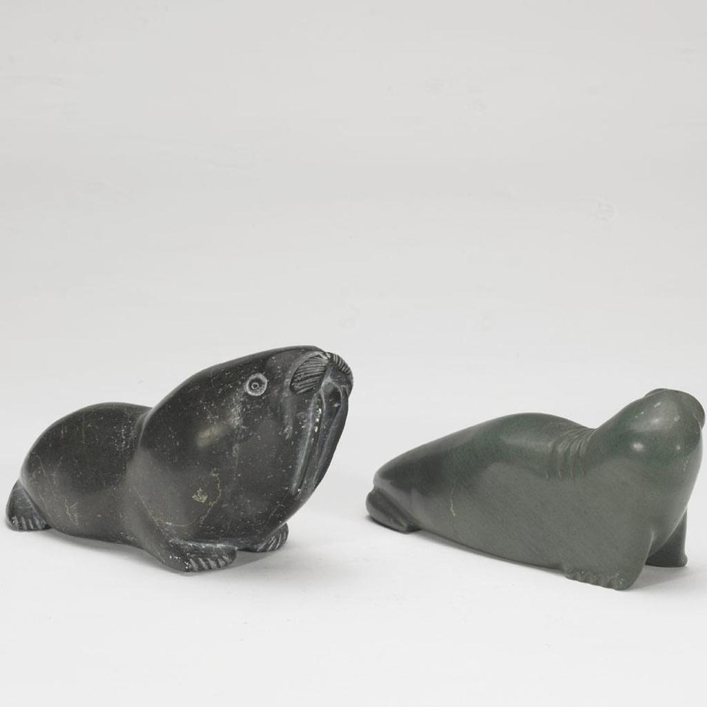Noah Arragutainaq (1914-1985) - Two Walruses