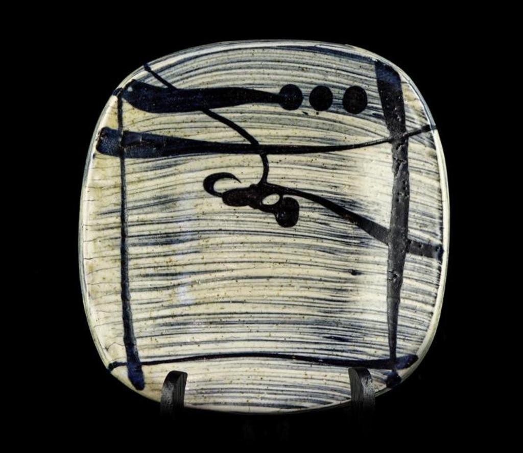 Wayne G. Ngan (1937-2020) - a square footed ceramic slab plate