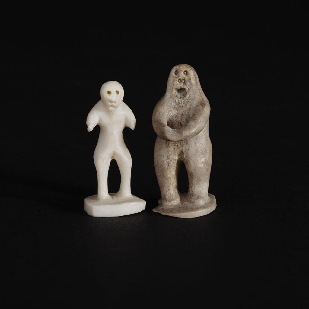 Judas Ullulaq (1937-1998) - Two Standing Figures