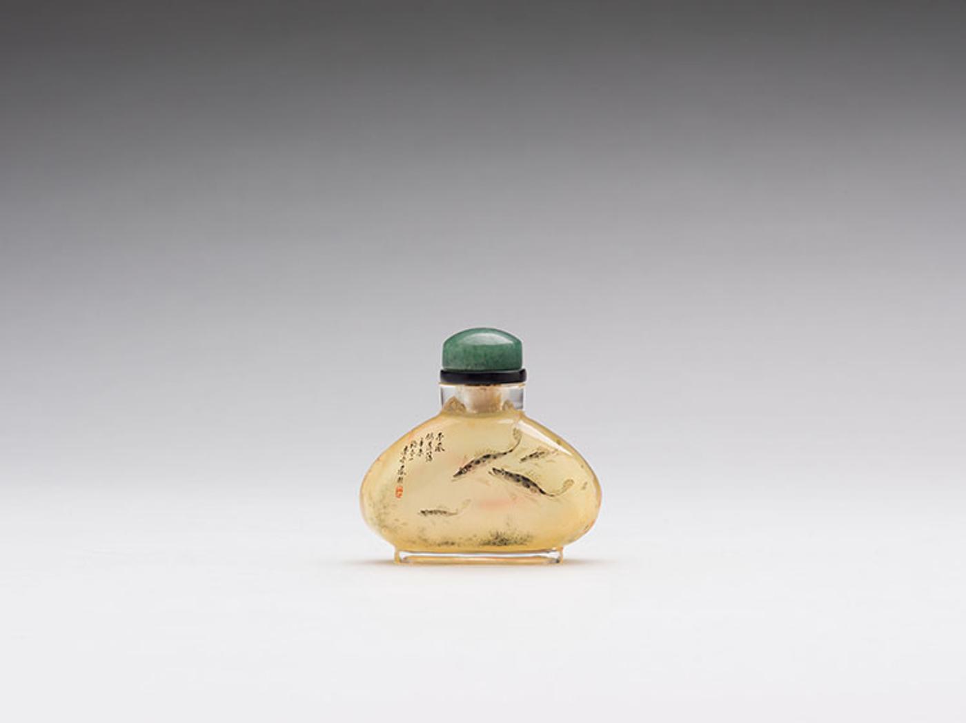 Chinese Art - A Chinese Reverse Painted Glass Fish Snuff Bottle, 19th Century