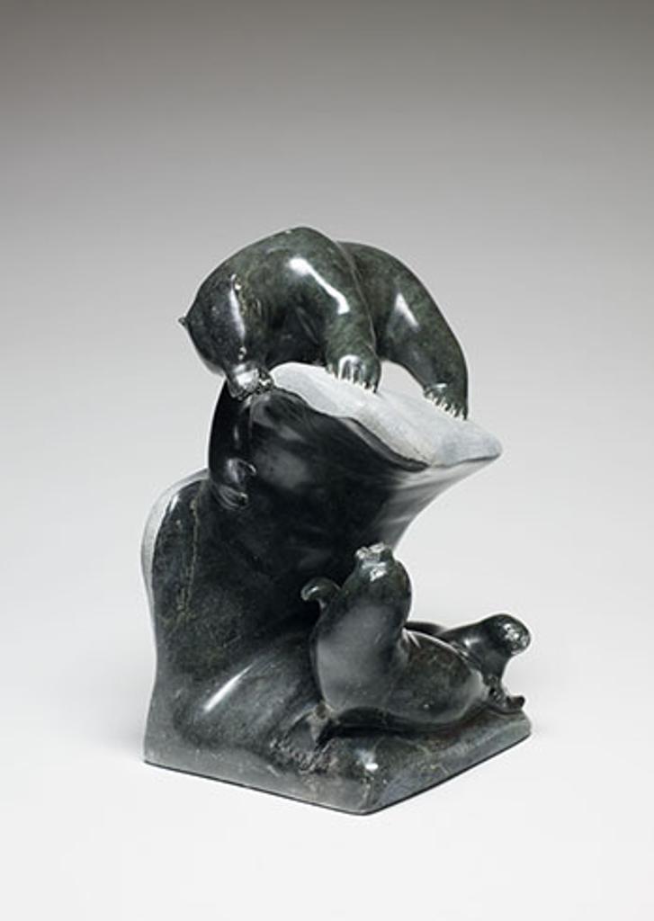 Juanisi Jakusi Itukalla (1949) - Bear Hunting Mother Seal and Cub