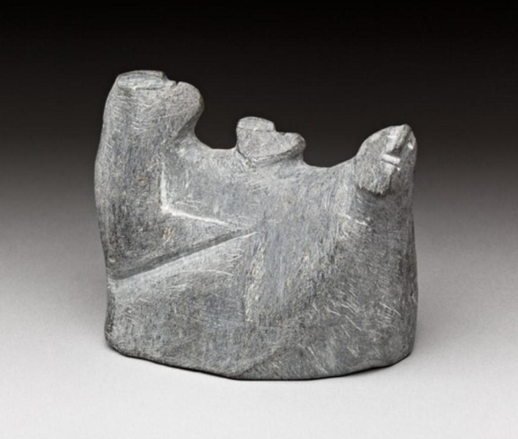 Lucy Tasseor Tutsweetok (1934-2012) - Light grey stone