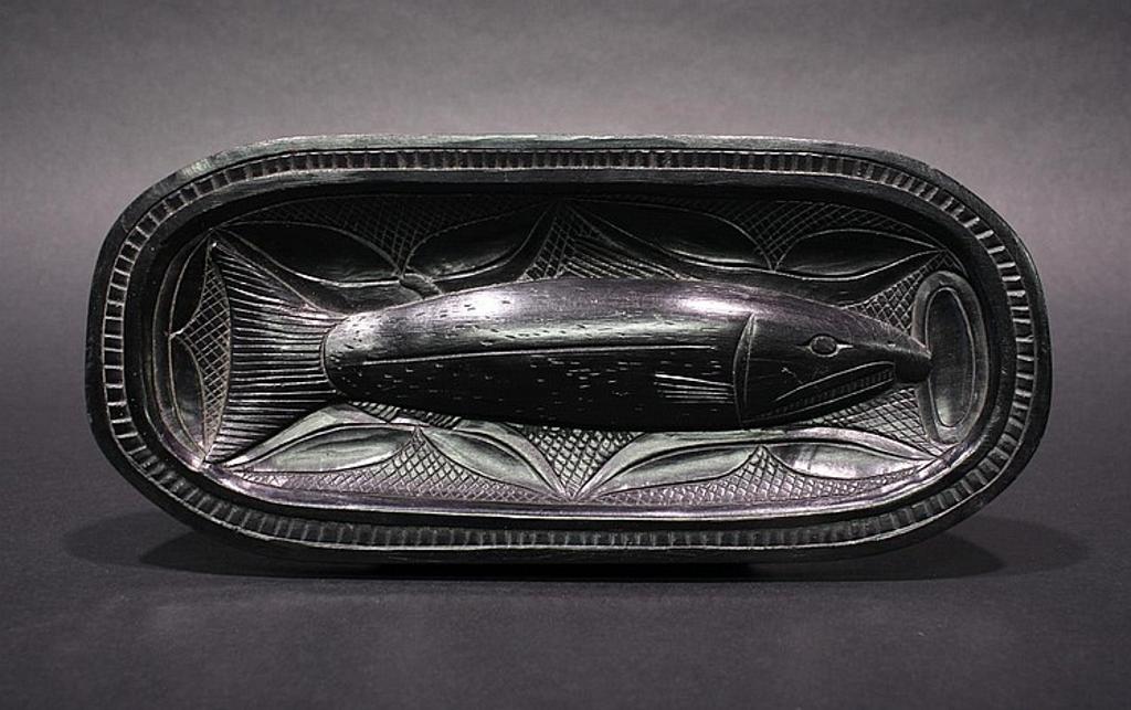 Rufus Moody (1923-1998) - an oval argillite plate