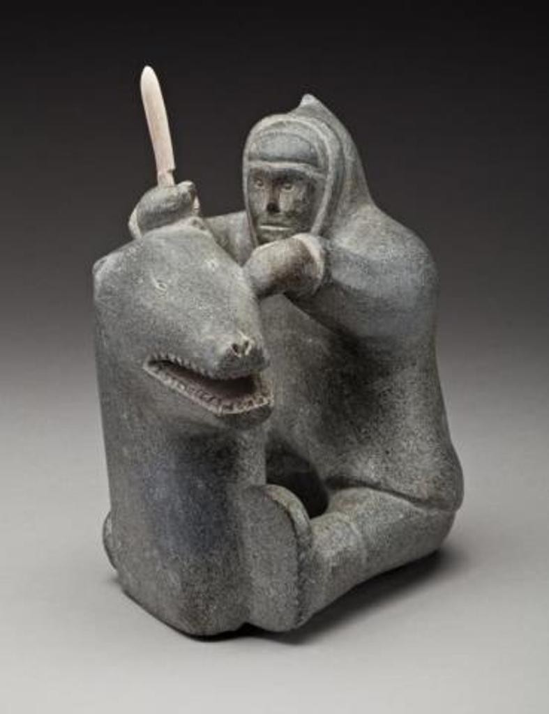 Josepie Qupirqualuk Saviakjuk (1935) - Hunter and Bear