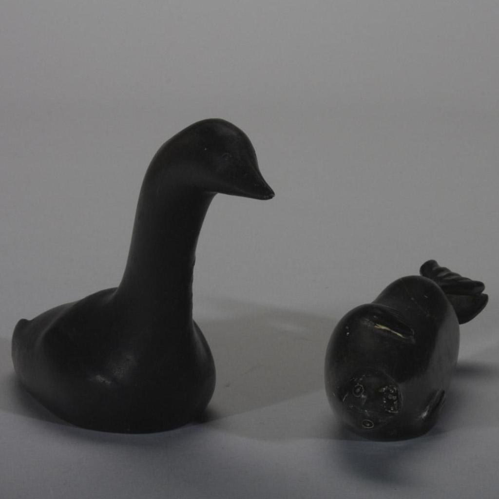 Abraham Udlayuruluk (1936) - Lying Seal And Loon