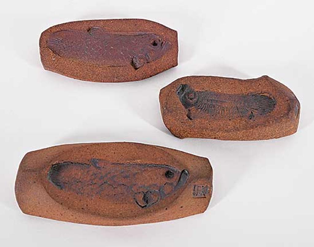 Edward Drahanchuk (1939) - Untitled - Three Fish Imprint Paperweights