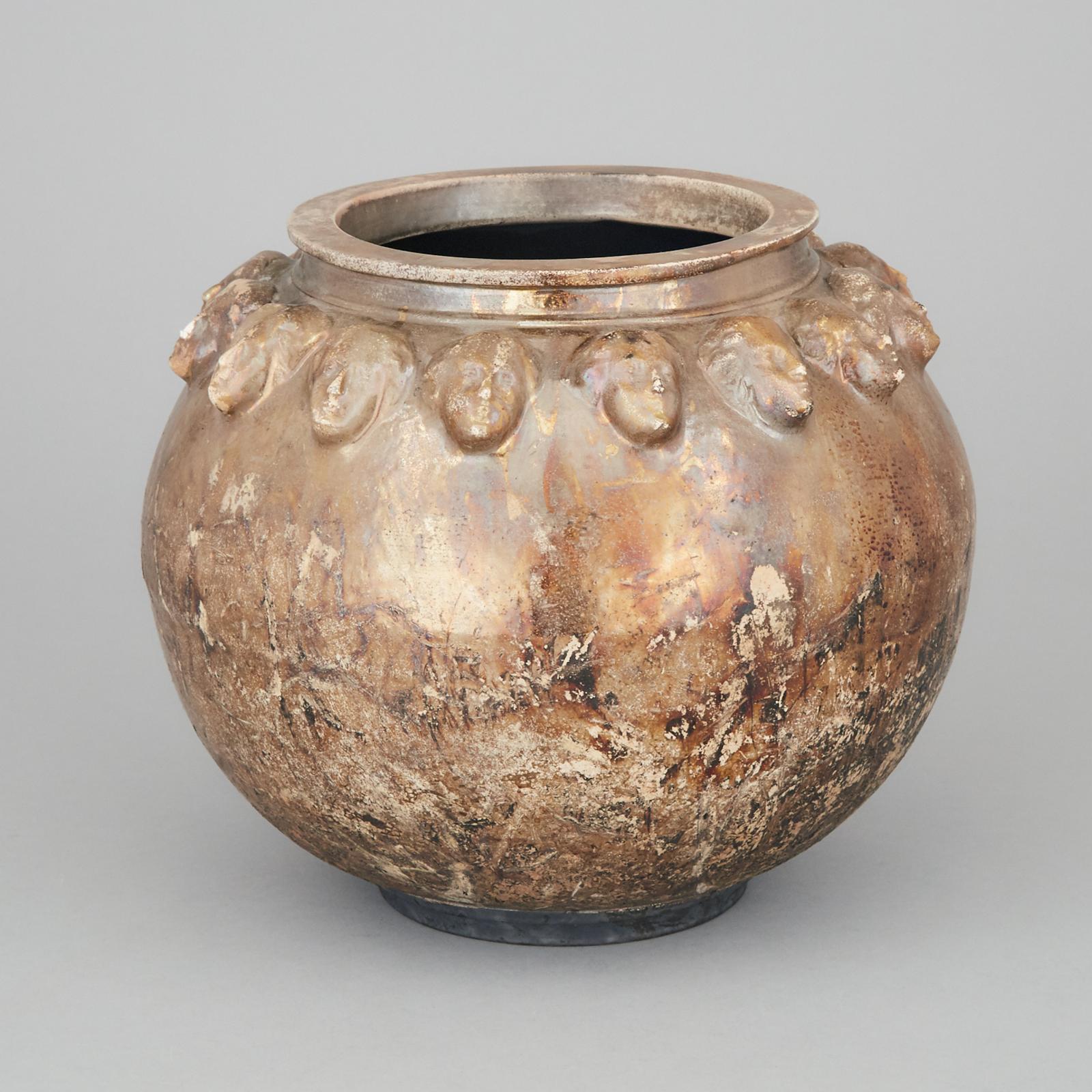 Susan Wintrop (1953) - Raku Face Vase, 1993