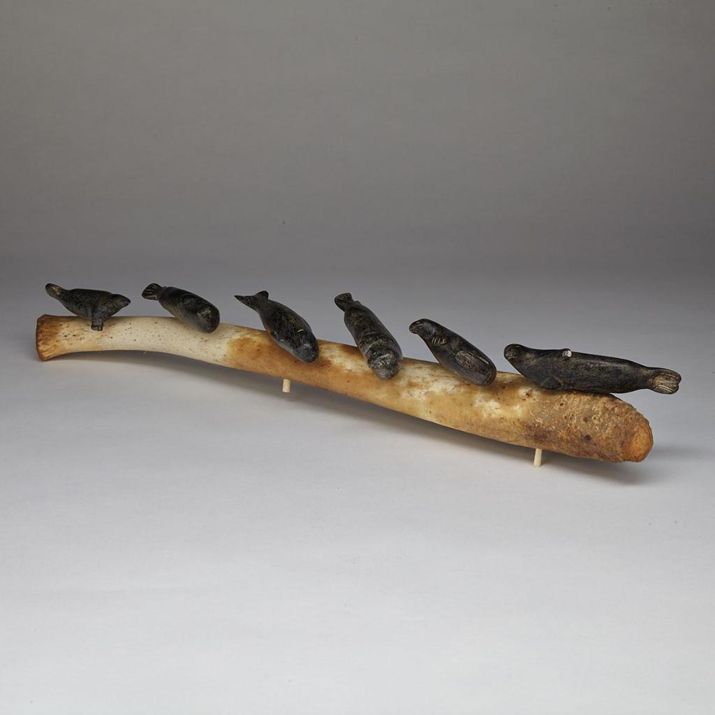Arpik Johnny Tuniq (1932-2001) - Swimming Seals And Whale