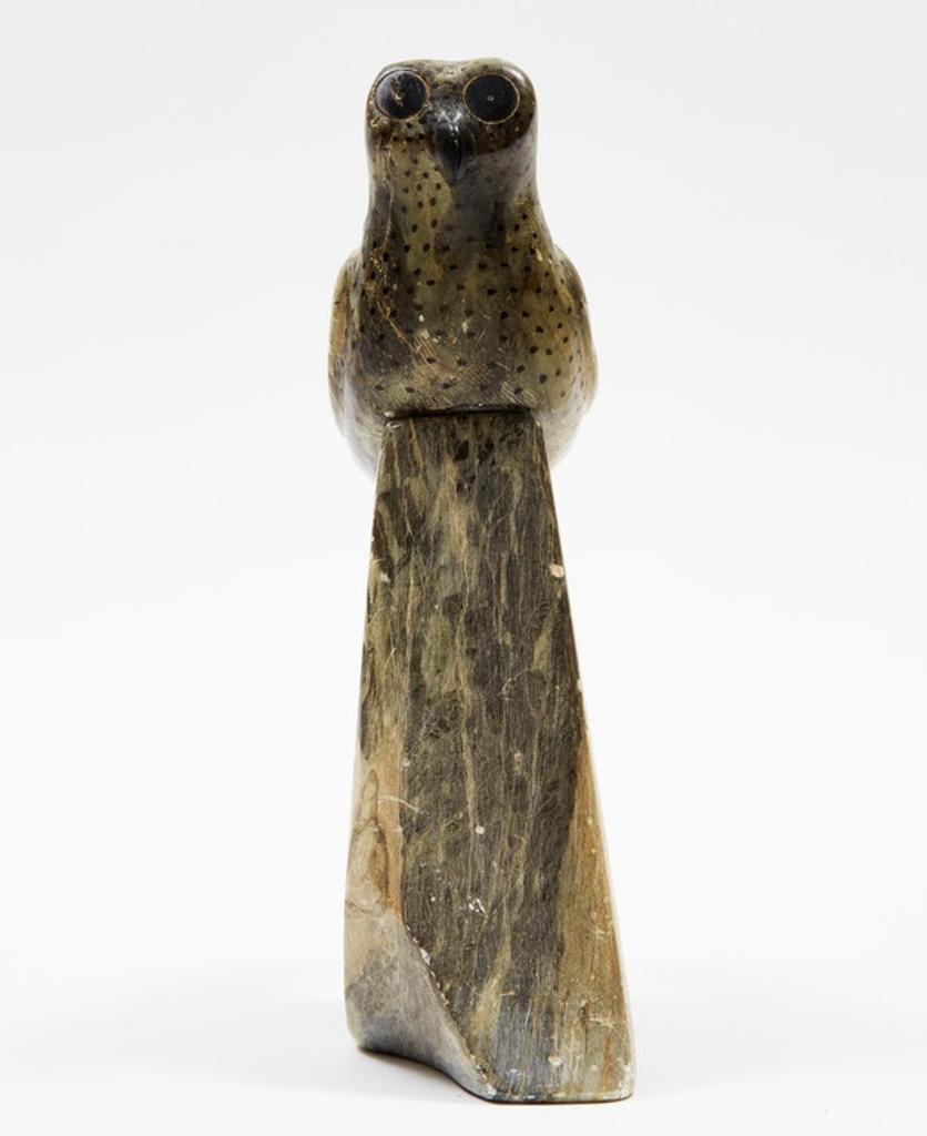 Iolat Qaumaniq (1925) - Perched Owl