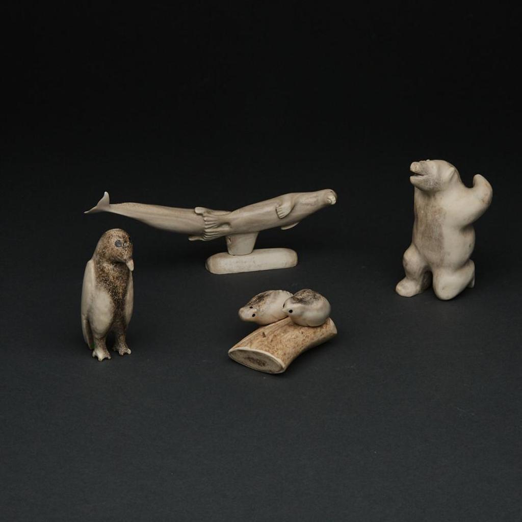 Jackaposie Upata - Group Of Bone And Antler Animals