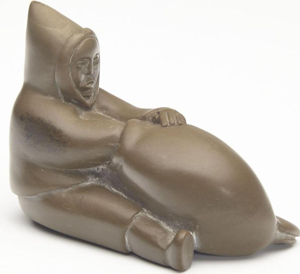 Daniel Novalinga (1928) - Hunter Gutting A Seal