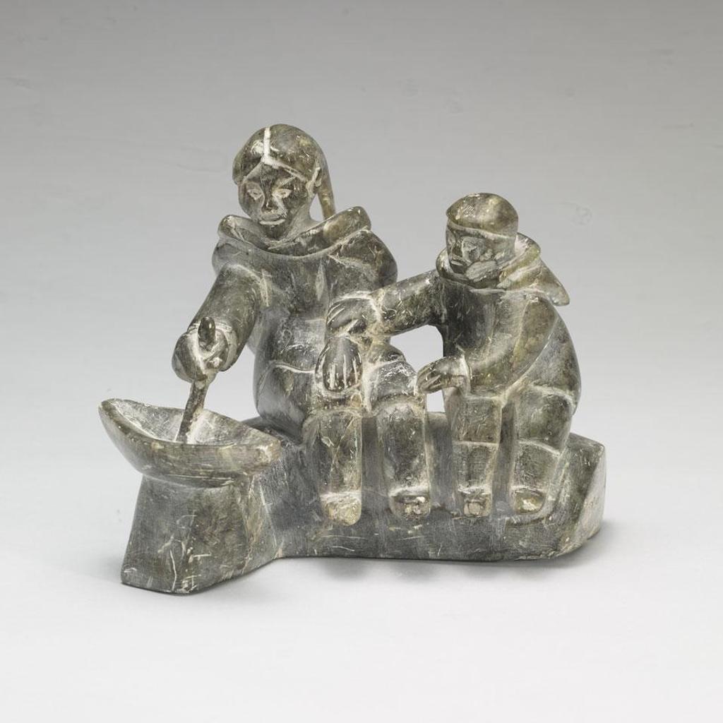 Mannumi Shaqu (1917-2000) - Woman And Child With Ulu