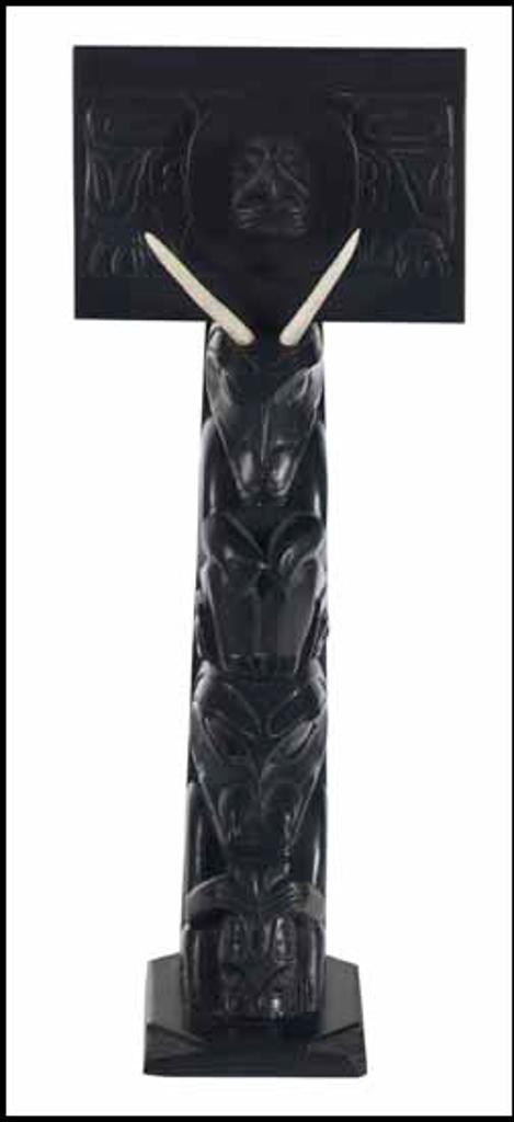 Rufus Moody (1923-1998) - Haida Totem