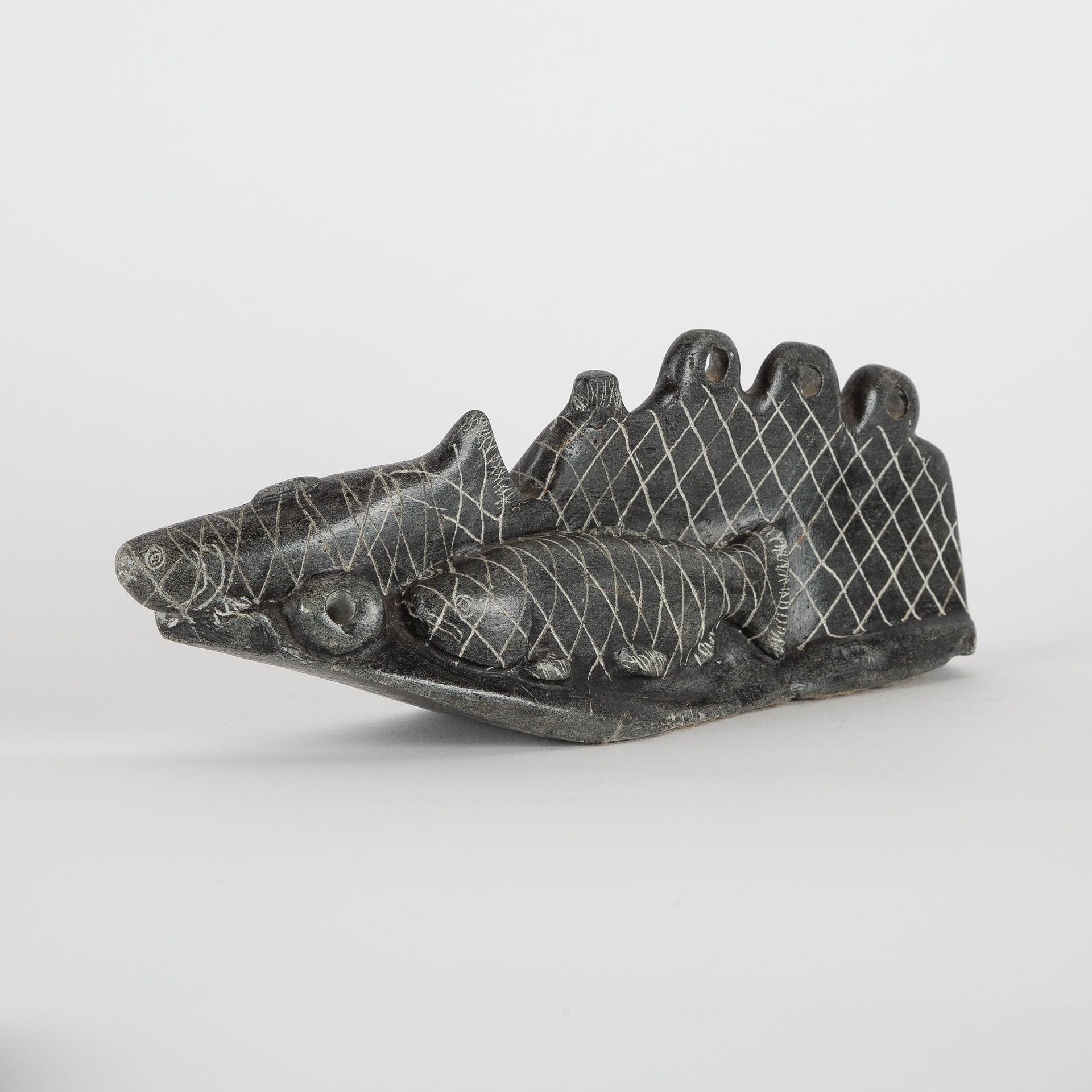 Davidialuk Alasua Amittu (1910-1976) - Fish In Net