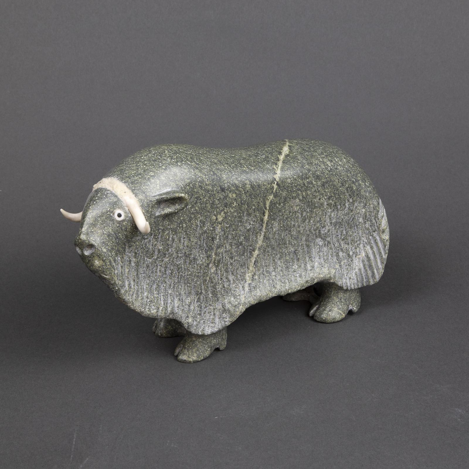 Nuveeya Ipellie (1920-2010) - Musk Ox