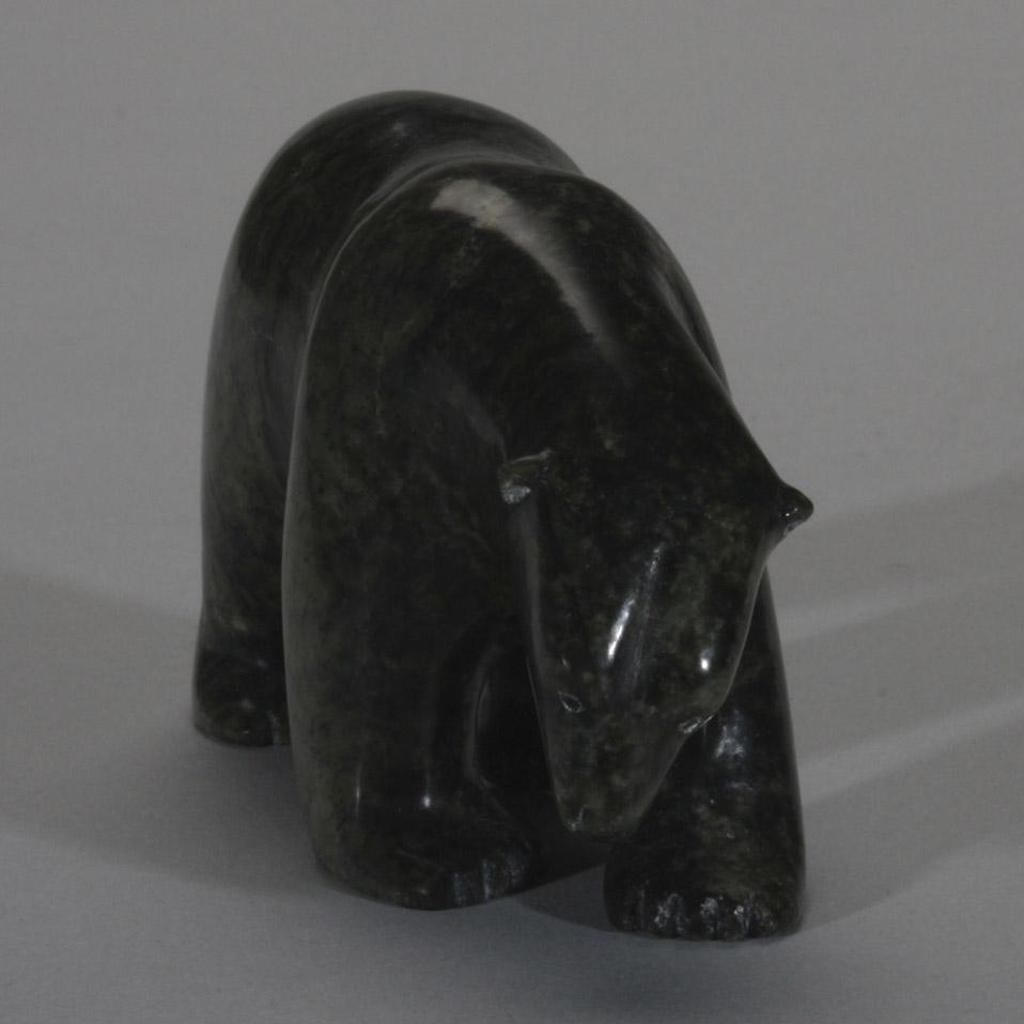 Enooki Saggiak - Walking Bear