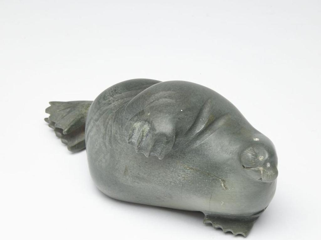 Johnassie Eyaituq (1944) - Walrus