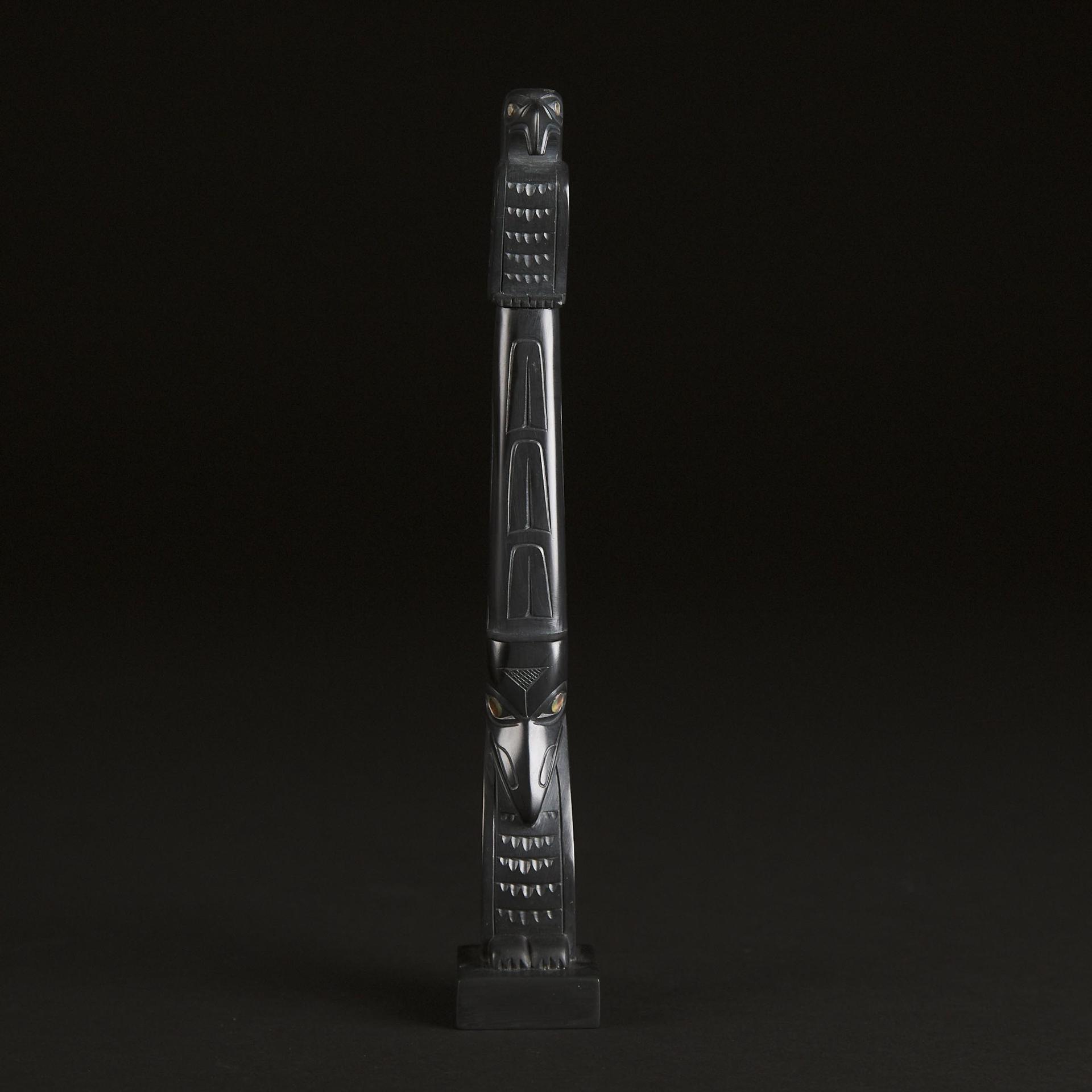 Glen Pollard (1957) - Raven Eagle Model Totem Pole