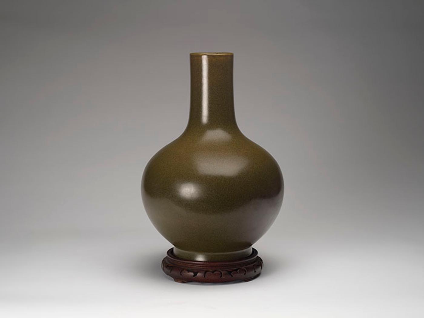 Chinese Art - A Chinese Teadust Tianqiuping Vase, Guangxu Mark and Possibly of the Period (1875-1908)
