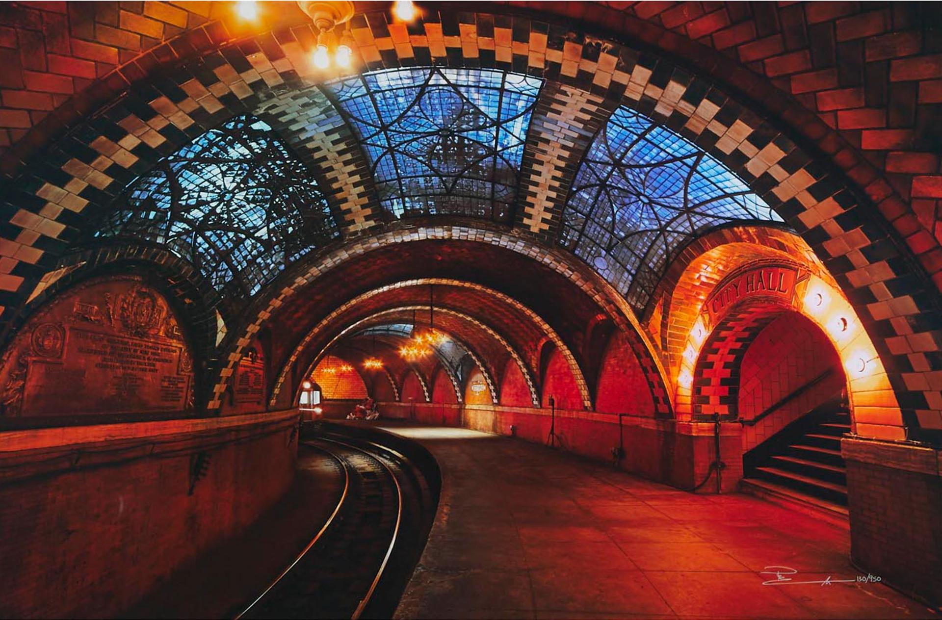 Peter Lik (1959) - City Hall (New York), 2012