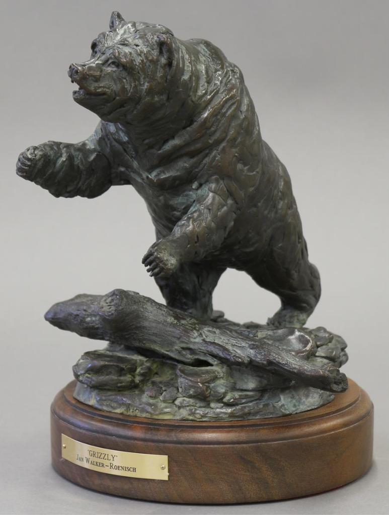 Jan Walker-Roenisch - Grizzly