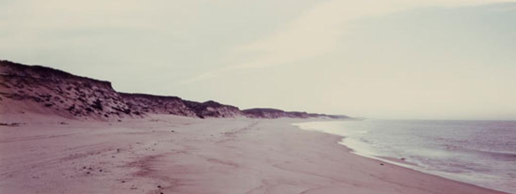 Thaddeus Holownia (1949) - Sable Island August 1985 (03627/43)