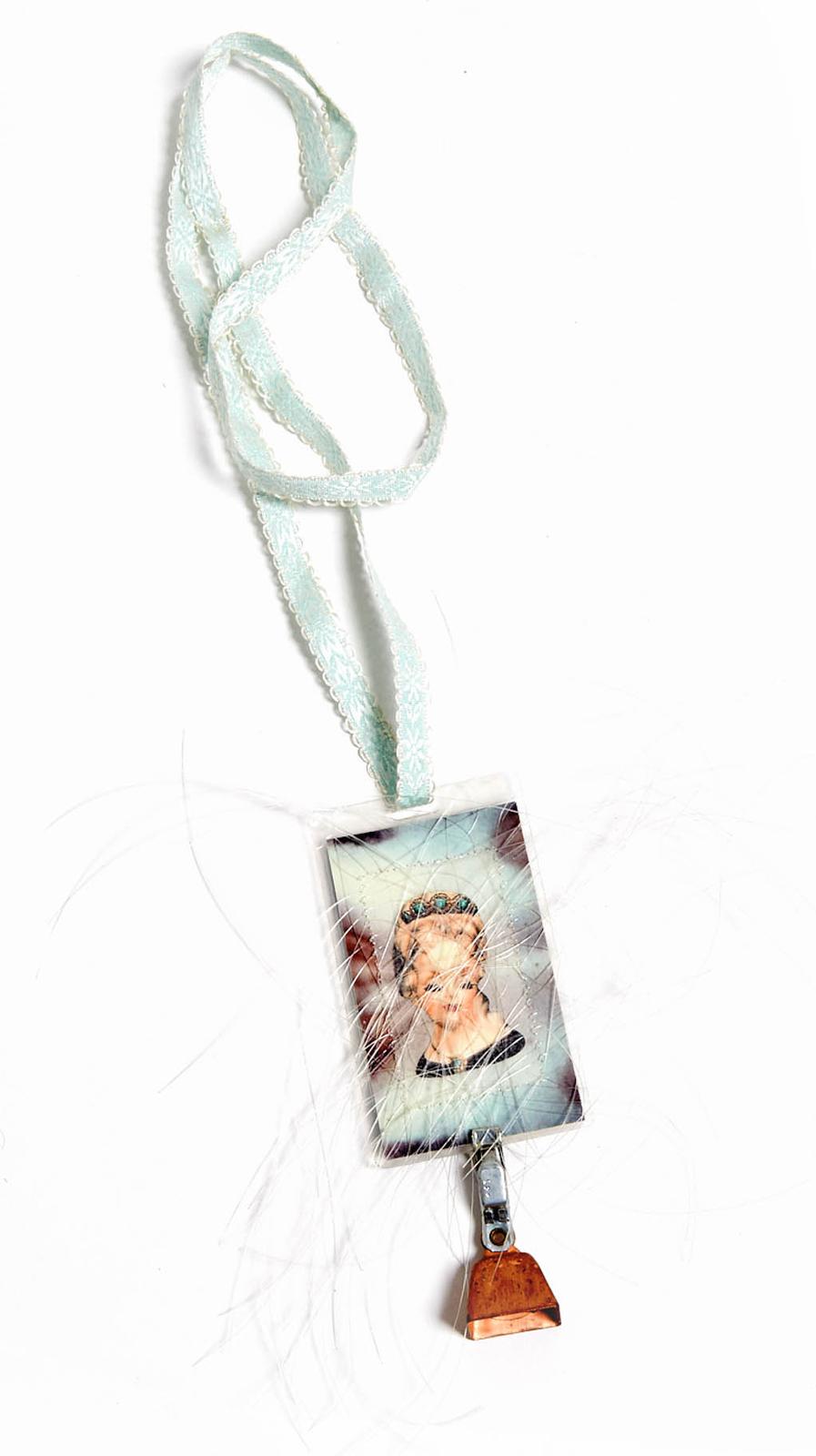 Sharon Switzer (1966) - Scapular