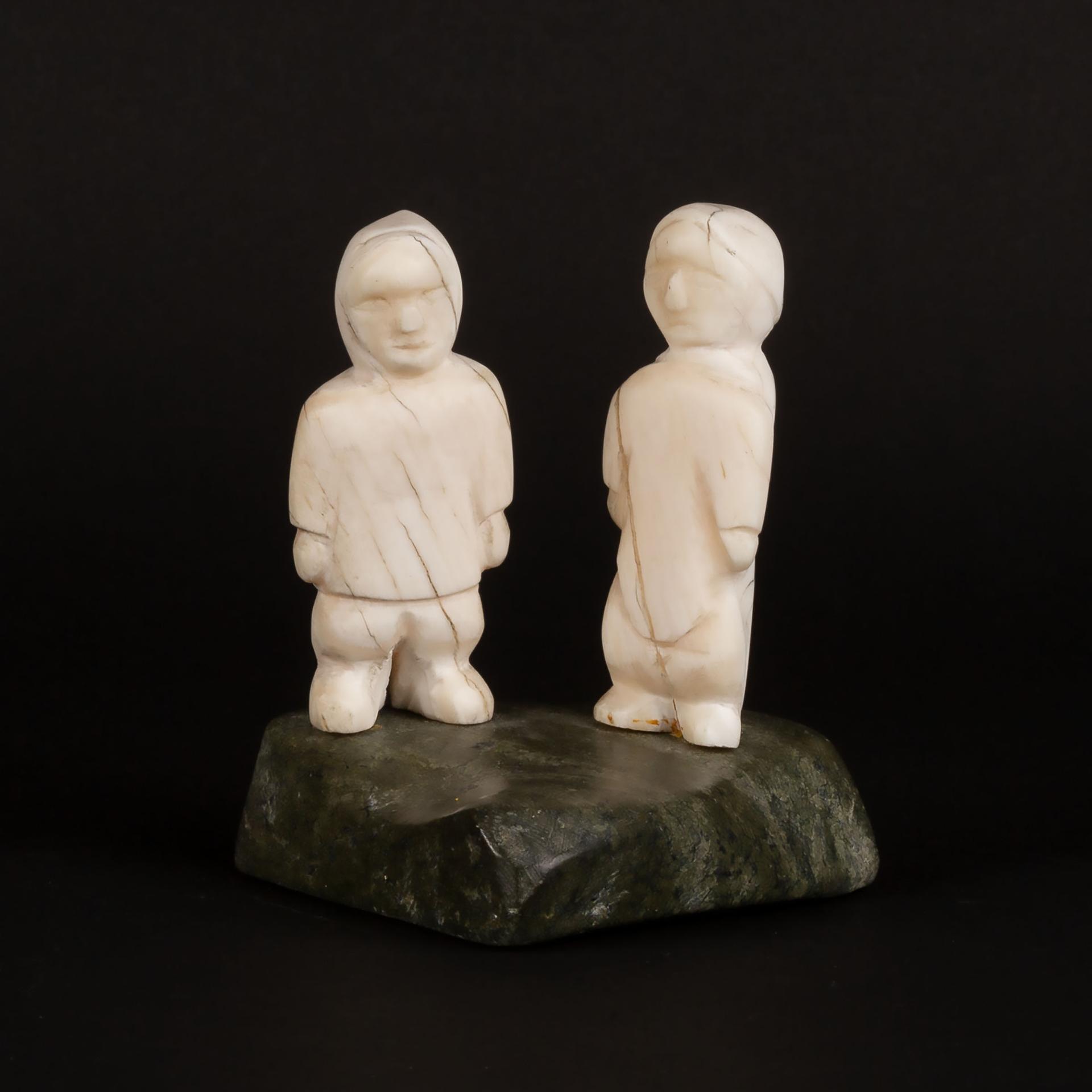 Panniark Siusangnark (1934) - Two Figures