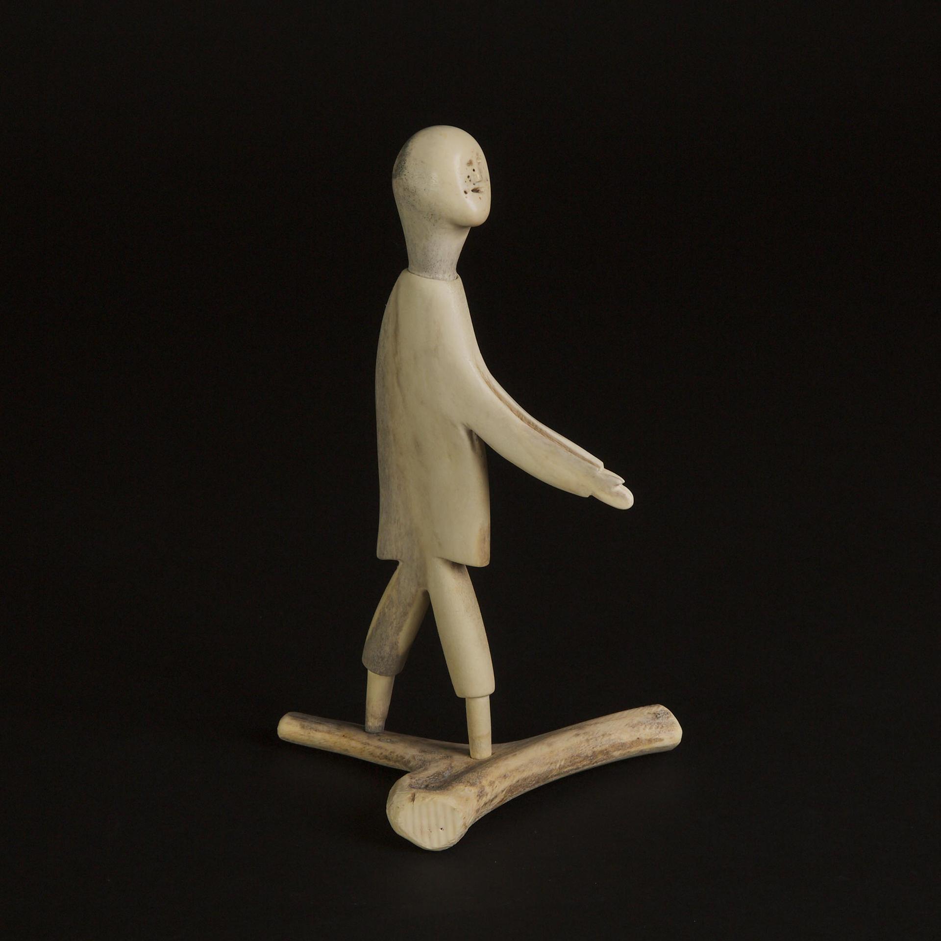 Luke and William Kanak Iksiktaaryuk (1909-1977) - Figure With Pleading Hands