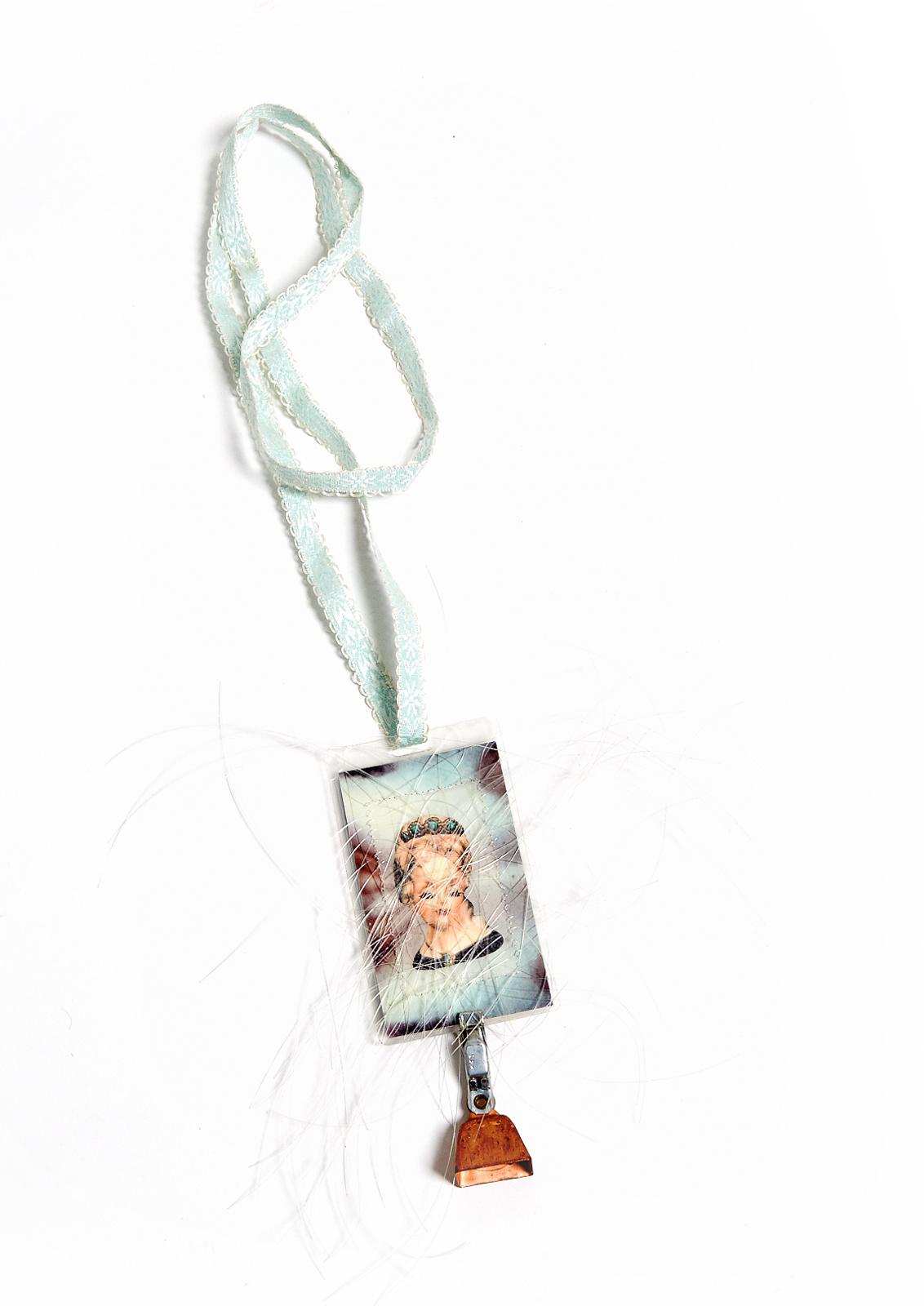 Sharon Switzer (1966) - Scapular