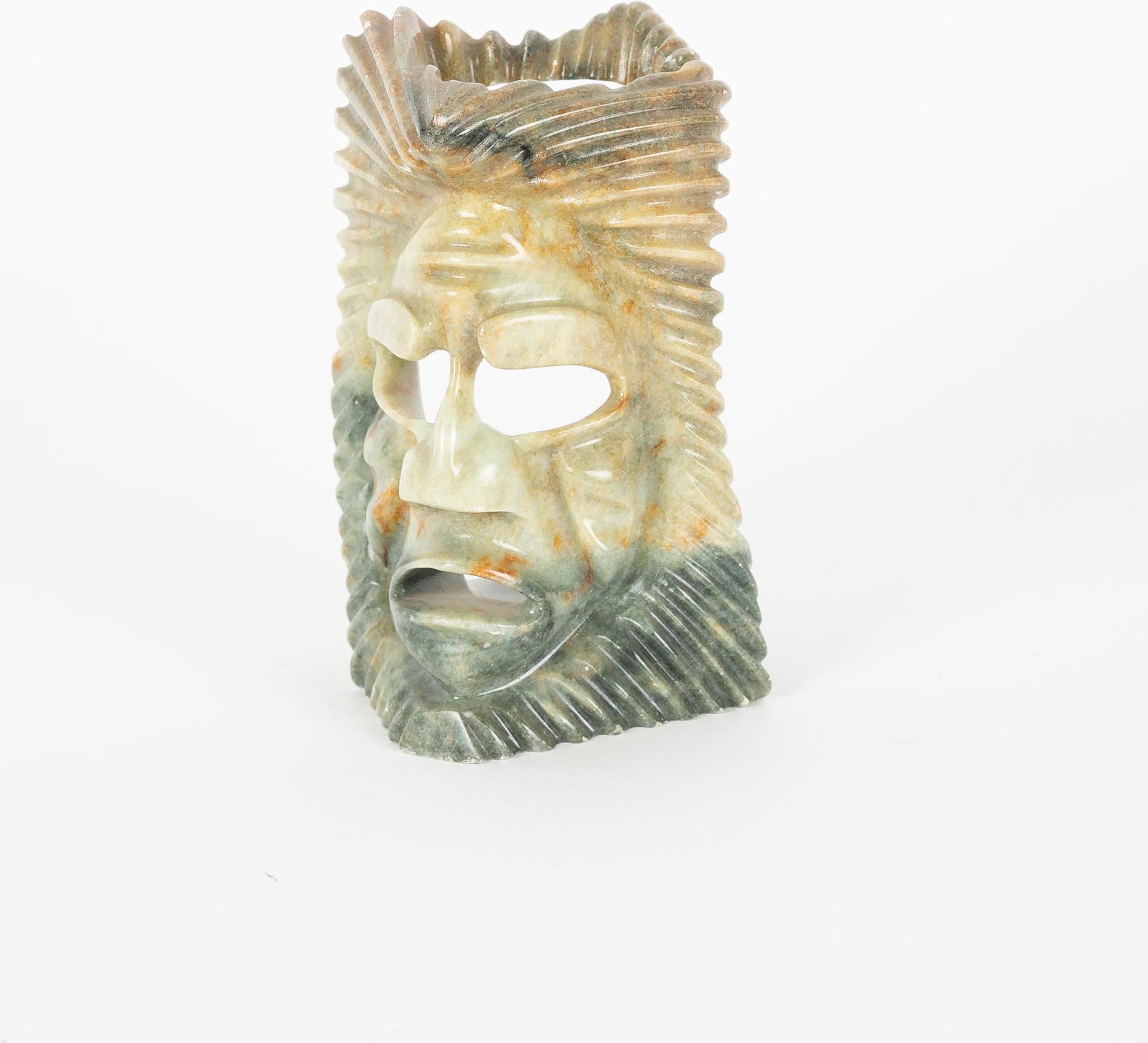 Noolie Kipanik - Face