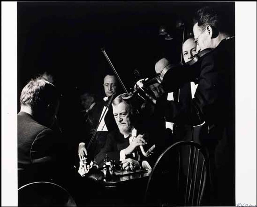 Lucien Aigner (1901-1999) - Carnegie Hall Musicians Playing Chess