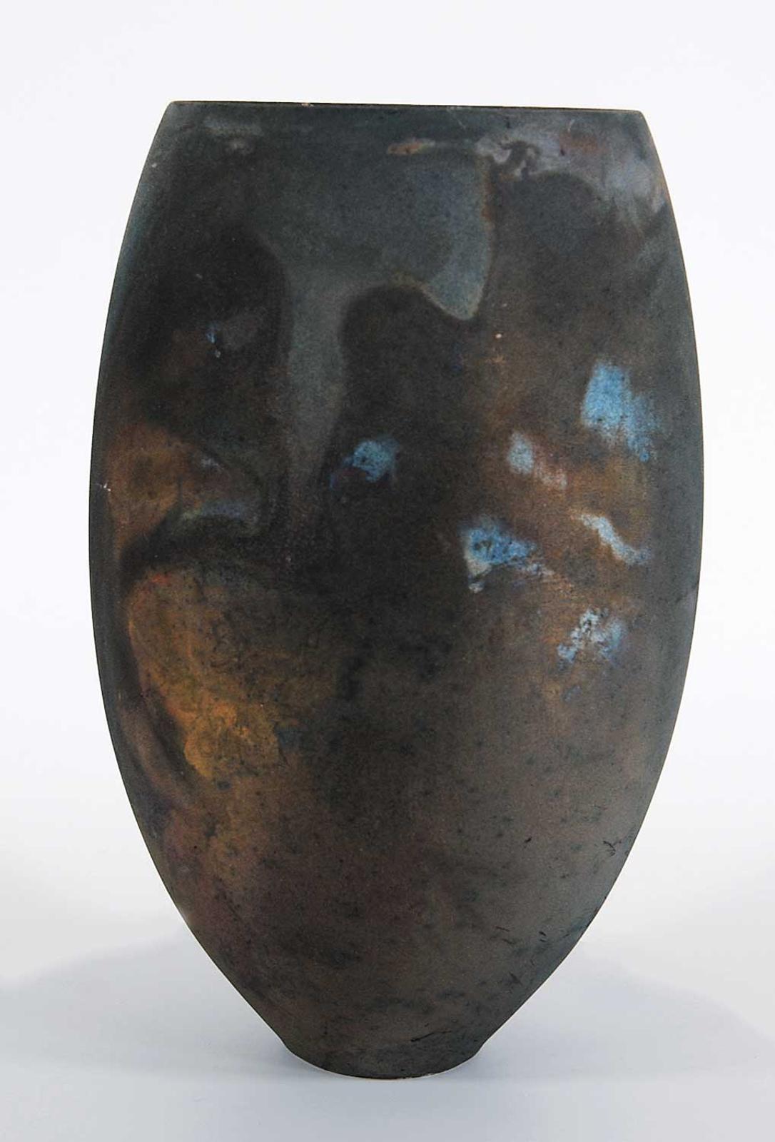 Cheri Sydor (1955) - Untitled - Tall Green Mottled Vase