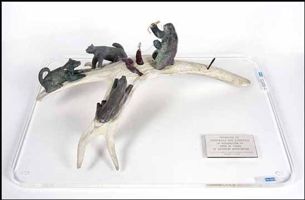 John Algiak - Antler Sculpture with Inuit Scene (00573/TN002)