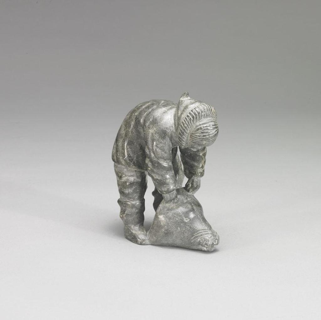 George Kayakok Kadyulik (1927-1990) - Man Leaning Over With Bear Head