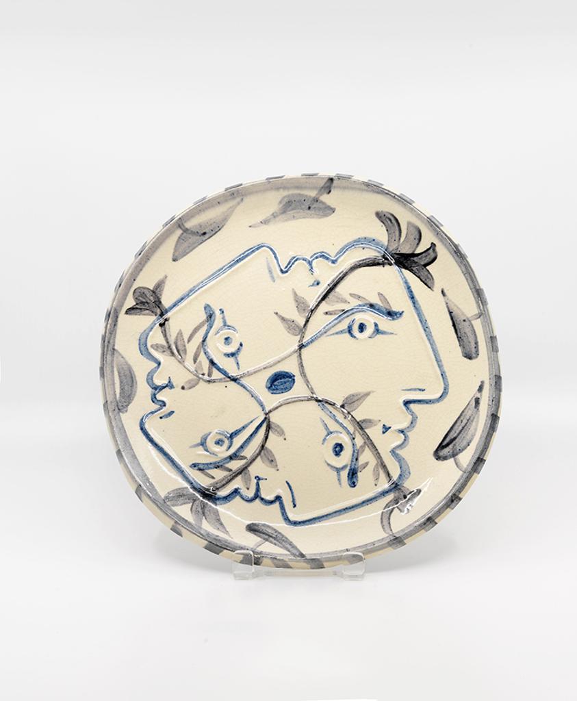 Pablo Ruiz Picasso (1881-1973) - Quatre profils enlacés