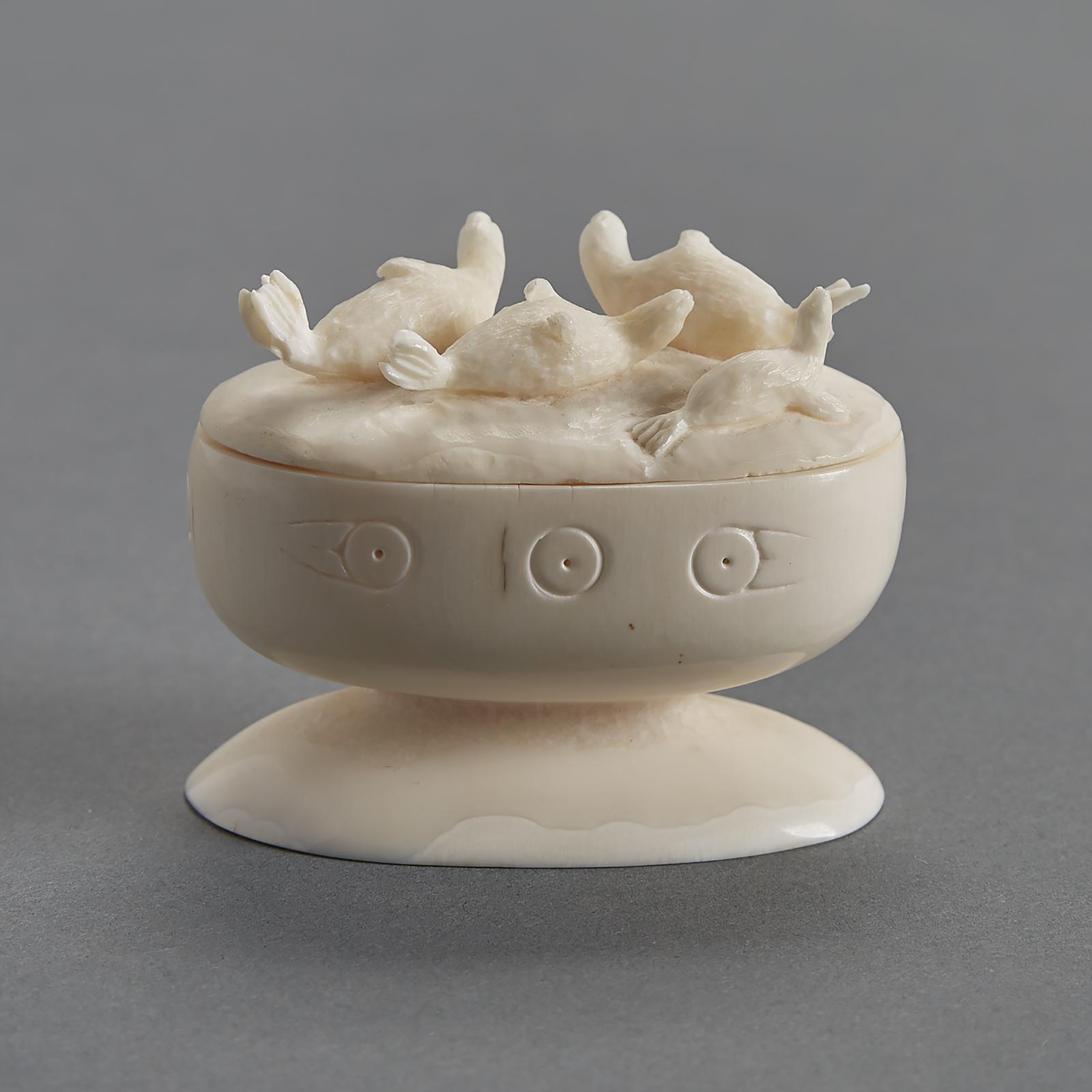 Bobby R. Nashookpuk (1958) - Ivory Box