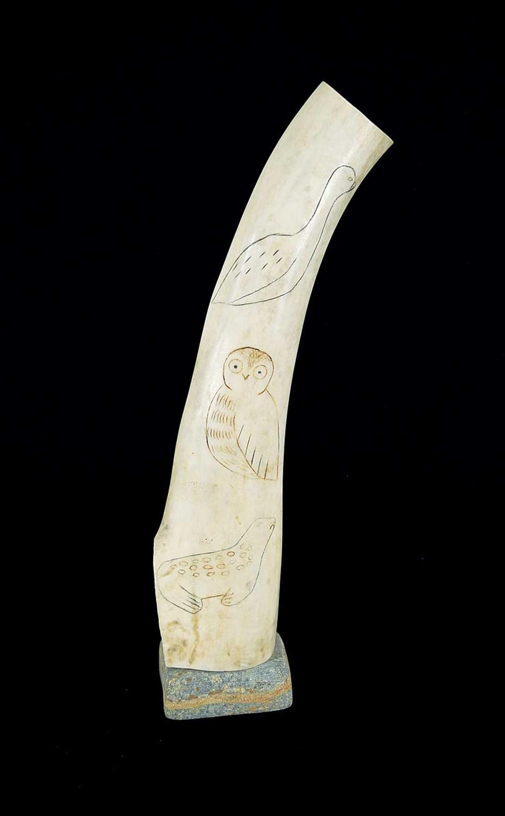 Inogak - Untitled - Pictures from Life Totem