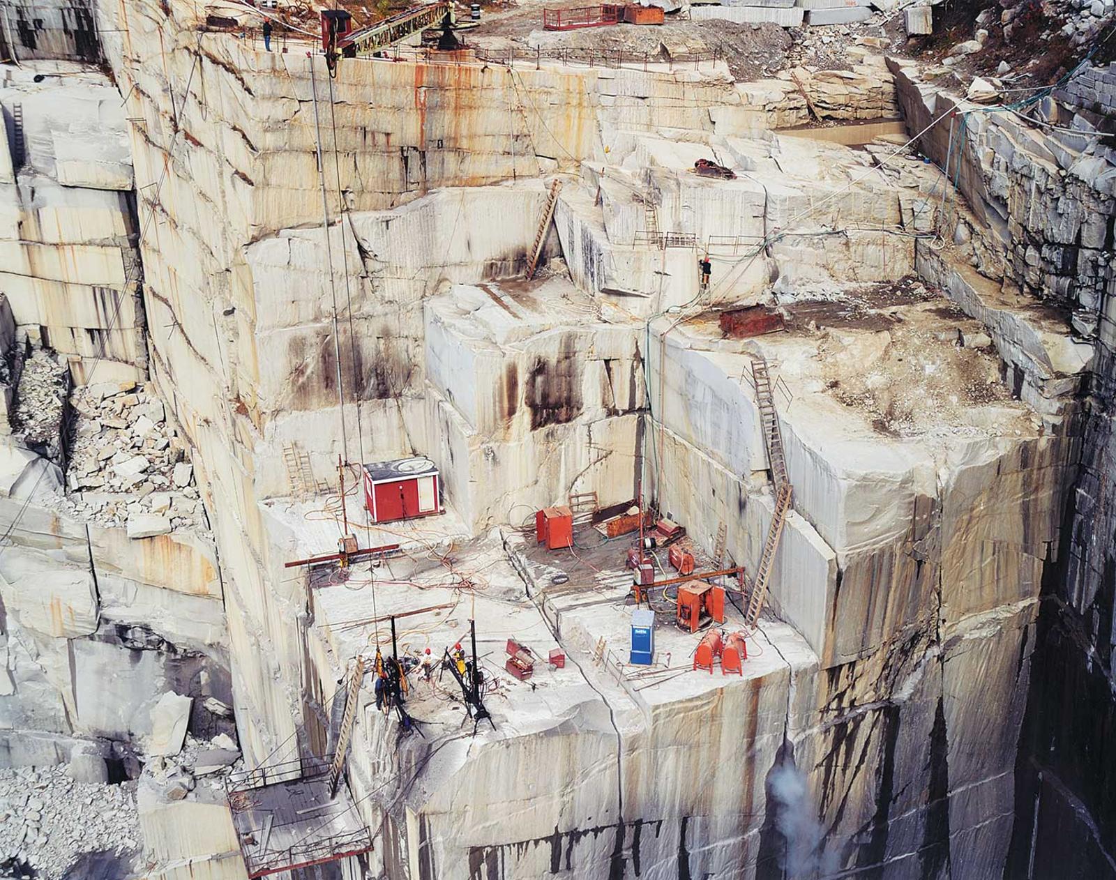 Edward Burtynsky (1955) - Untitled - E.L. Smith Quarry, Barre, Vermont