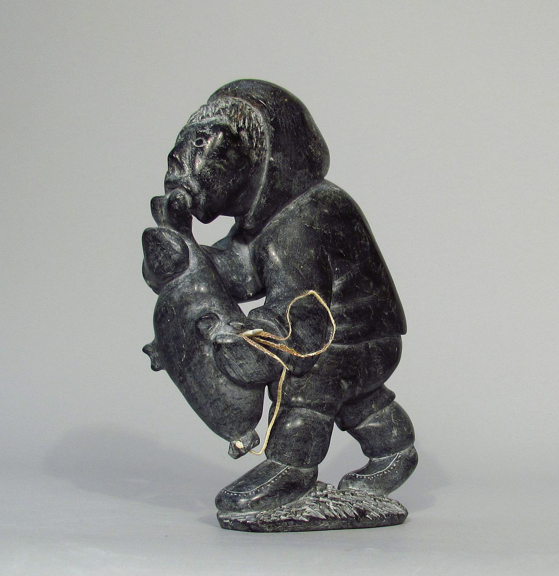 Johnny Aculiak (1951-2008) - Man Making a Float / Homme fabriquant un flotteur