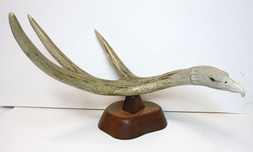 Stan Hill (1921-2003) - Antler Carving