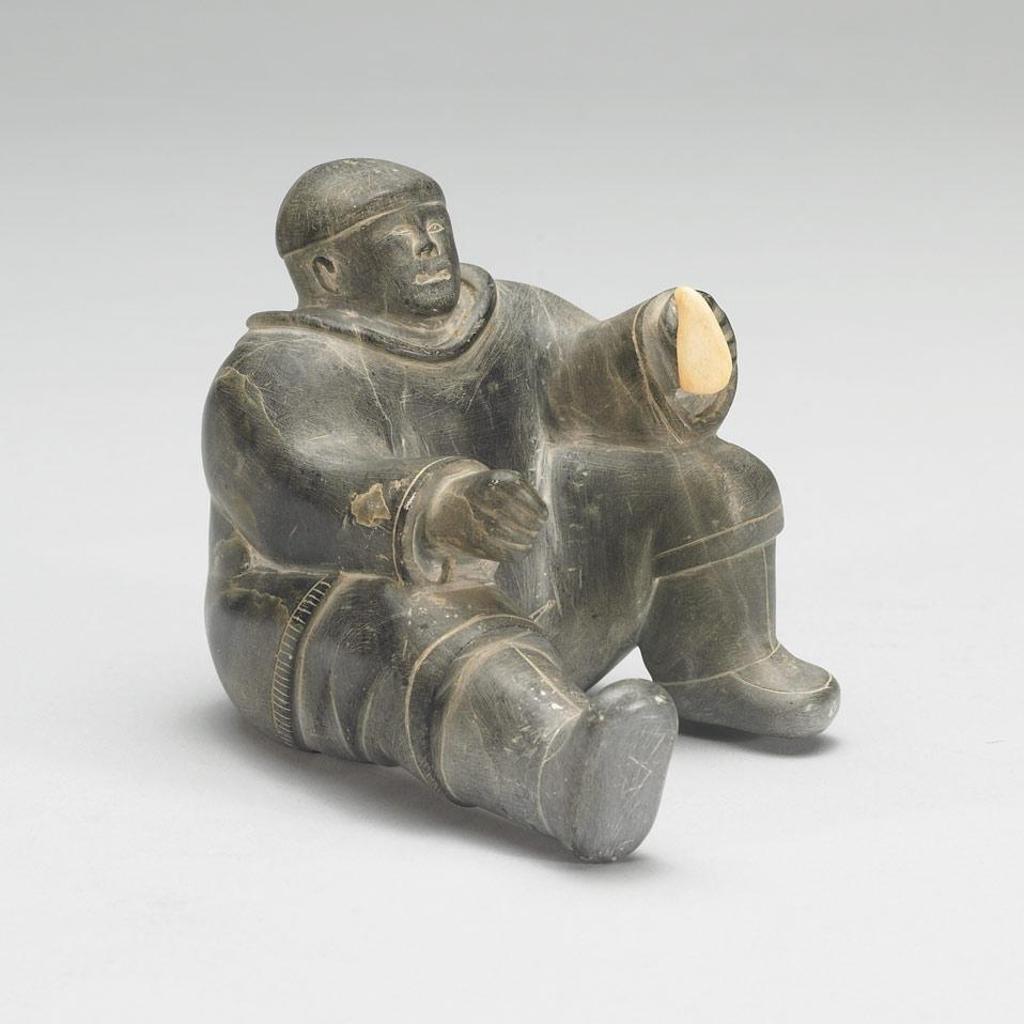Jeetaloo Akulukjuk (1939) - Seated Hunter
