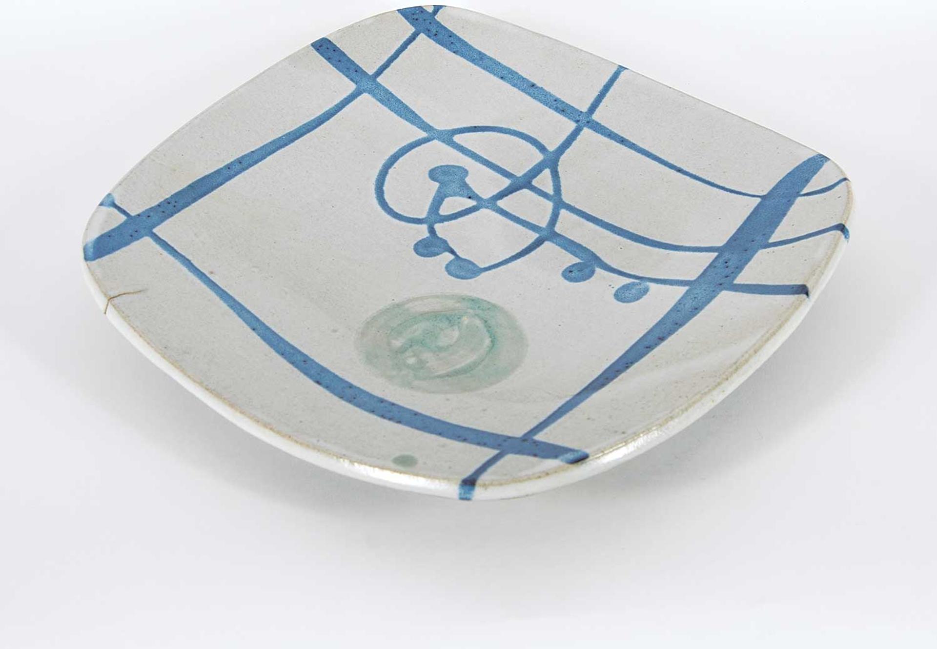 Wayne G. Ngan (1937-2020) - Untitled - White and Blue Calligraphic Plate