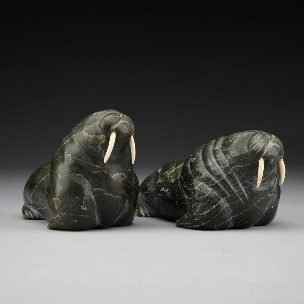 Noah Nowrakudluk (1916) - Two Walrus