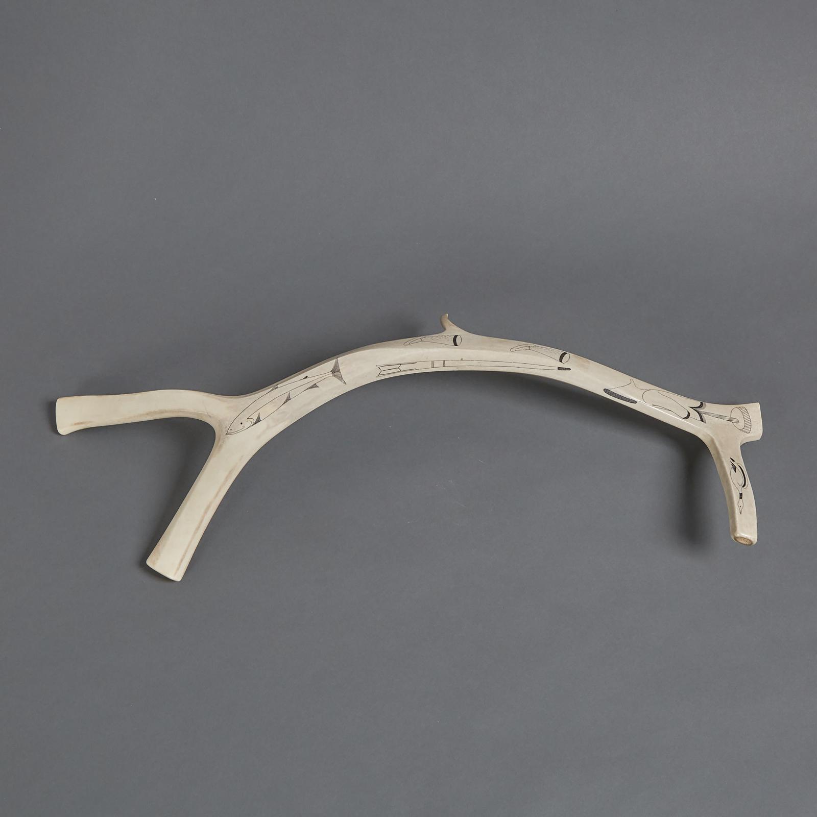 Innuki Oqutaq (1926-1986) - Etched Antler