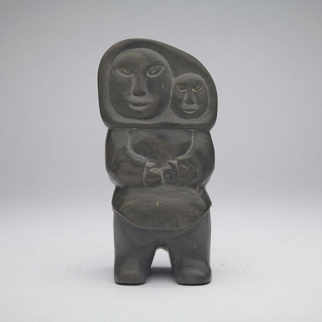 Annie Niviaxie (1930-1989) - Mother With Child In Amaut