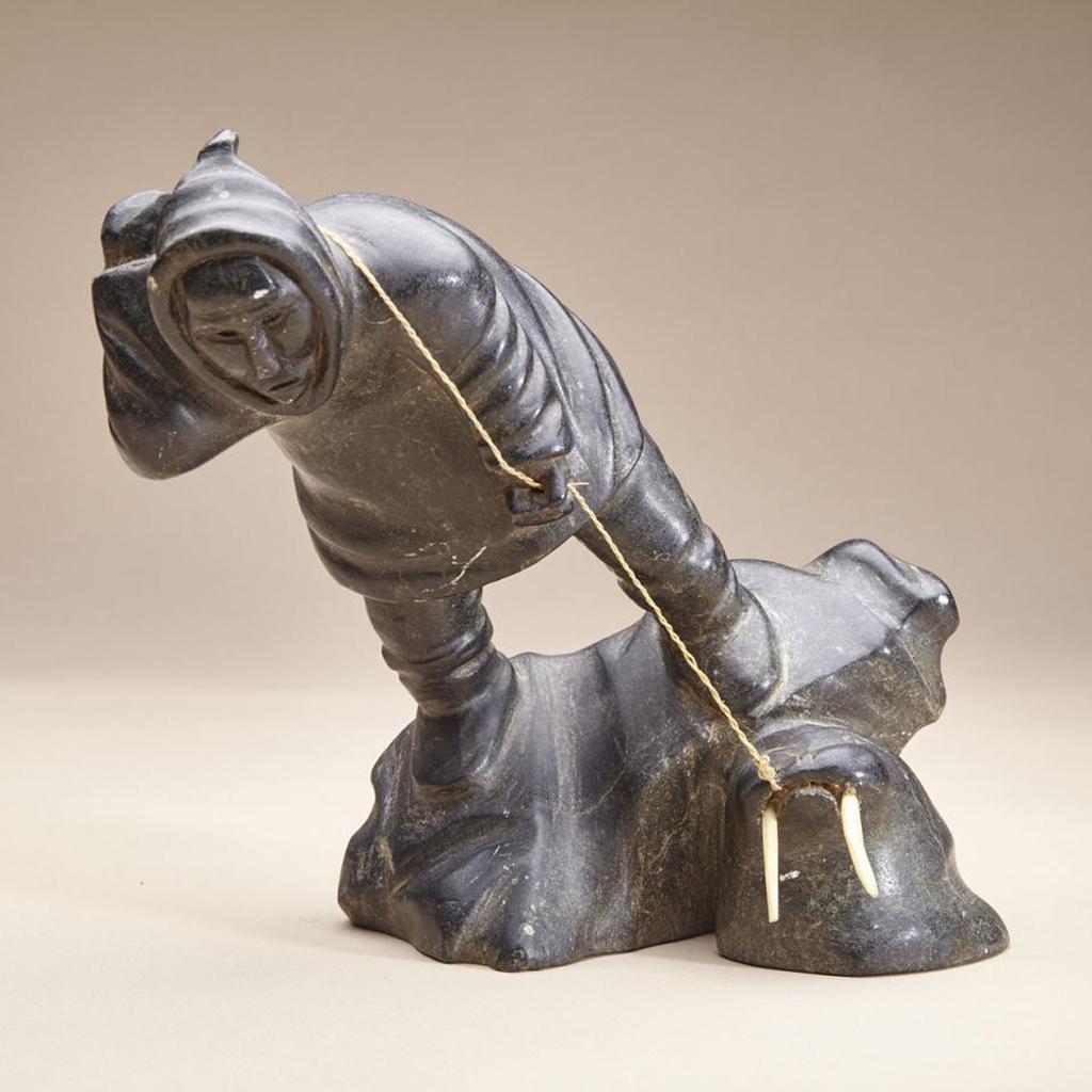 Sammy Kaitak (1926-2004) - Hunter Pulling Catch