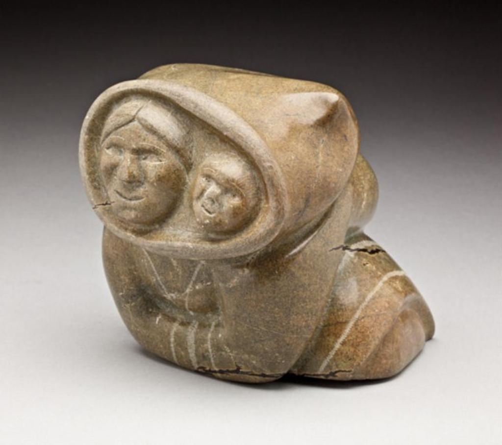 Shoo Tikivik (1929) - Mother and child