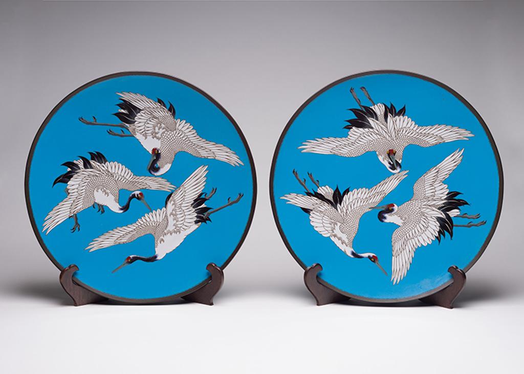 Japanese Art - A Pair of Large Cloisonné Enamel 'Crane' Chargers, Meiji period, Late 19th Century