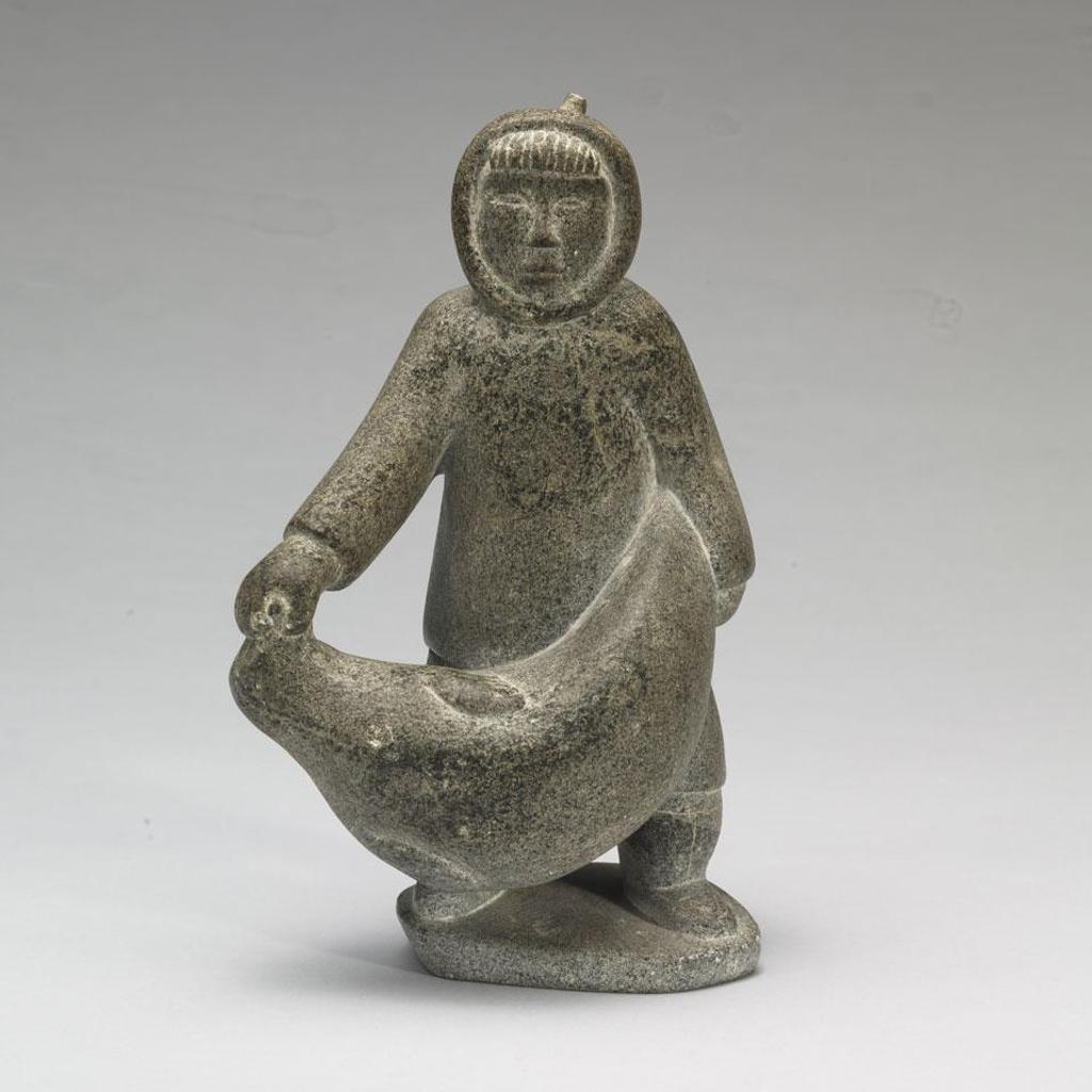 Nauja - Hunter Holding A Seal